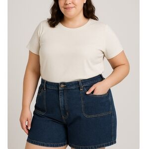 Faded Glory Blue Denim Jean Shorts Womens Size 18 with Pockets.